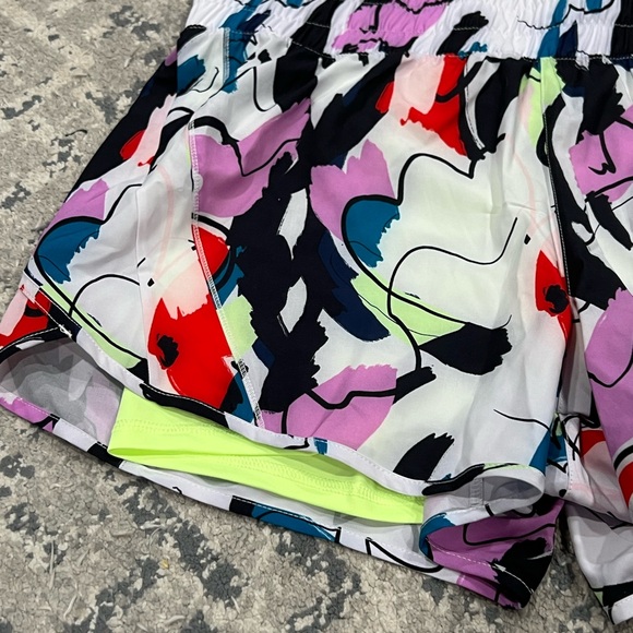 Avia Women's Running Shorts with Bike Liner Scribble Multi-color size Large NWT - Picture 2 of 6